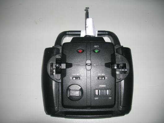 Remote Control Toy Transmitter - FCC ID RTW8121 - Sirdar Metal & Plastic Works (2)