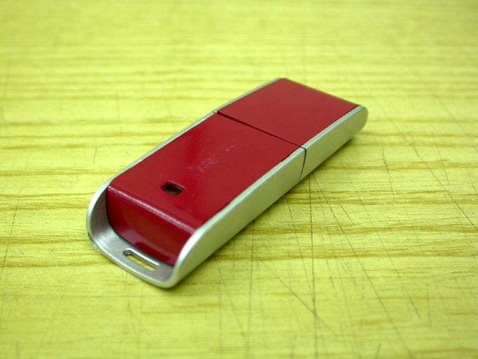 Bluetooth V.1.2 Class 1 USB Dongle - FCC ID RU5AWBC1E - Asia Pacific Microsystems, Inc. (5)