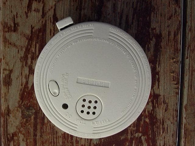 Integr Alarm Wireless Smoke Detector - FCC ID RUF150705 - EMTS Inc. (2)