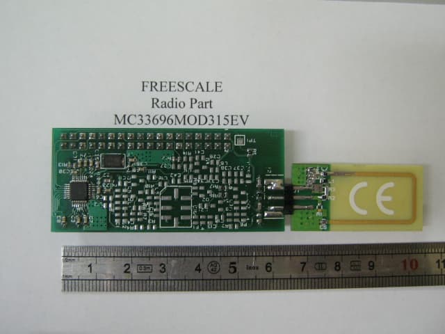 RF MODULE 315MHz DEVELOPER KIT - FCC ID RUNMC33696MOD315E - Freescale Semiconductor, Inc. (1)