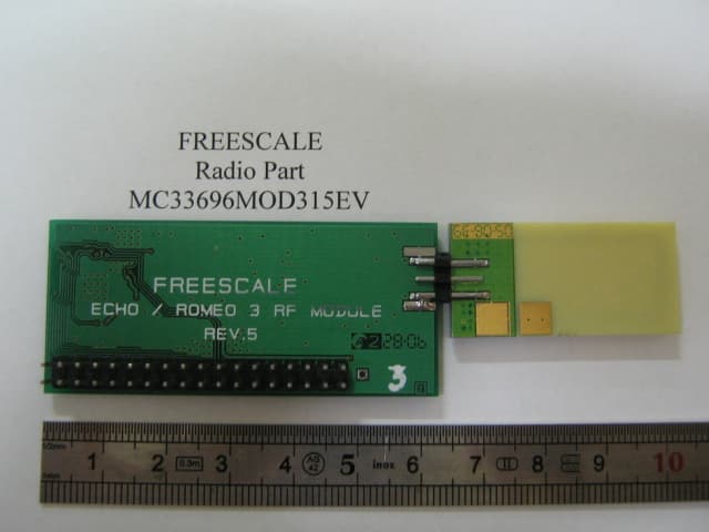 RF MODULE 315MHz DEVELOPER KIT - FCC ID RUNMC33696MOD315E - Freescale Semiconductor, Inc. (4)