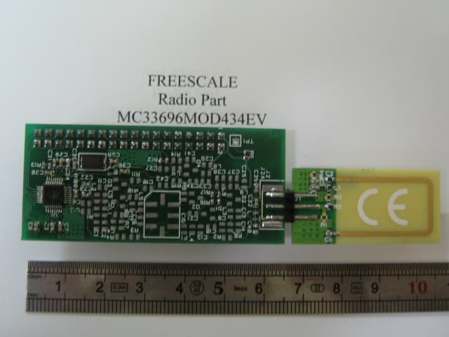RF MODULE 434MHz DEVELOPER KIT - FCC ID RUNMC33696MOD434E - Freescale Semiconductor, Inc. (2)