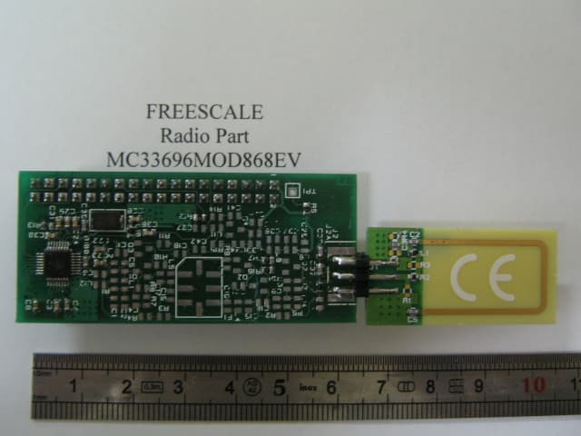 RF MODULE 868MHz DEVELOPER KIT - FCC ID RUNMC33696MOD868E - Freescale Semiconductor, Inc. (1)