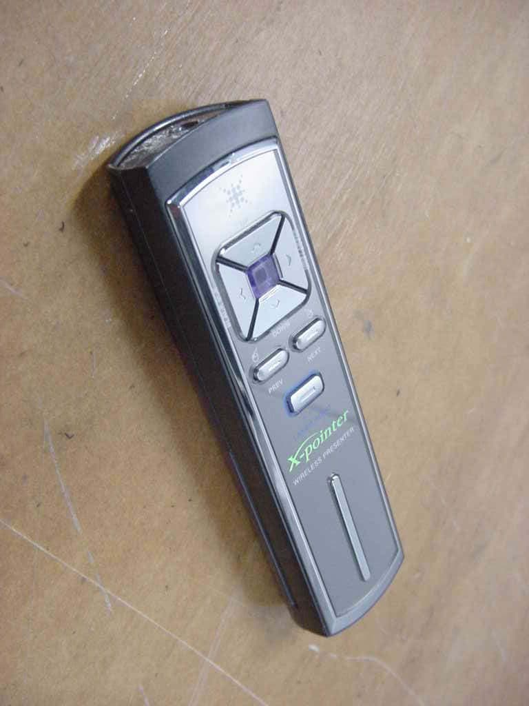 2.4GHz RF Wireless Presenter - FCC ID RVBXP200T - Chois Technology Co., Ltd. (1)