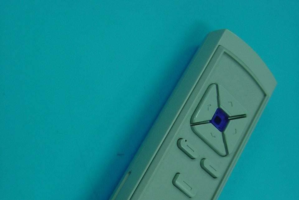 X-Pointer Transmitter - FCC ID RVBXPT200 - Chois Technology Co., Ltd. (3)