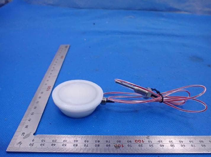 The BLUE PUCK T-PROBE - FCC ID RVVBPUCKTPRB1 - ELA INNOVATION SA (5)