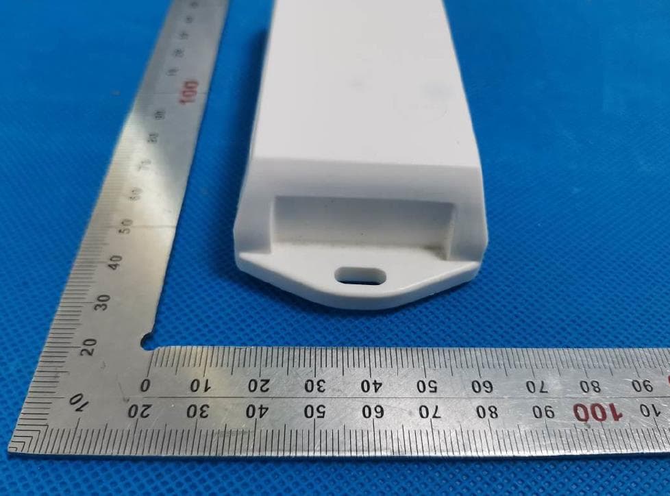 The LR FAMILY is a tag used for data transmission through an antenna. - FCC ID RVVELORAHL1 - ELA INNOVATION SA