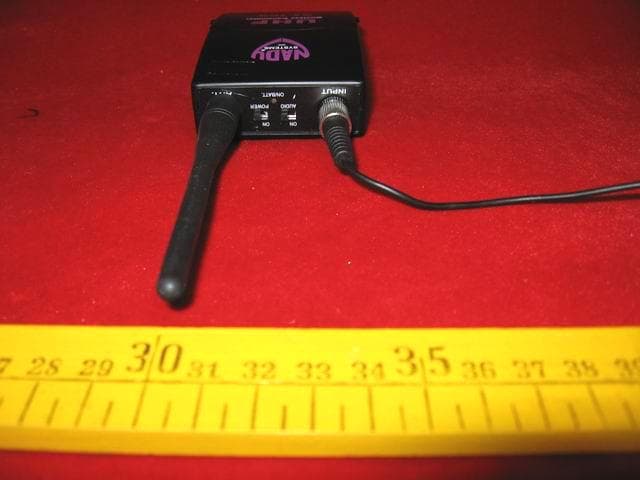 Bodypack Microphone Transmitter - FCC ID RW2BT16U - Enping Ding Li Acoustics Technological Co., Ltd. (4)