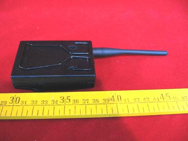 Bodypack Microphone Transmitter - FCC ID RW2BT16U - Enping Ding Li Acoustics Technological Co., Ltd. (2)