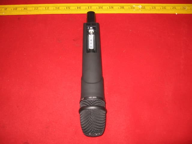 Hand-Held Microphone Transmitter - FCC ID RW5UH101 - Enping Ding Li Acoustics Technological Co., Ltd.