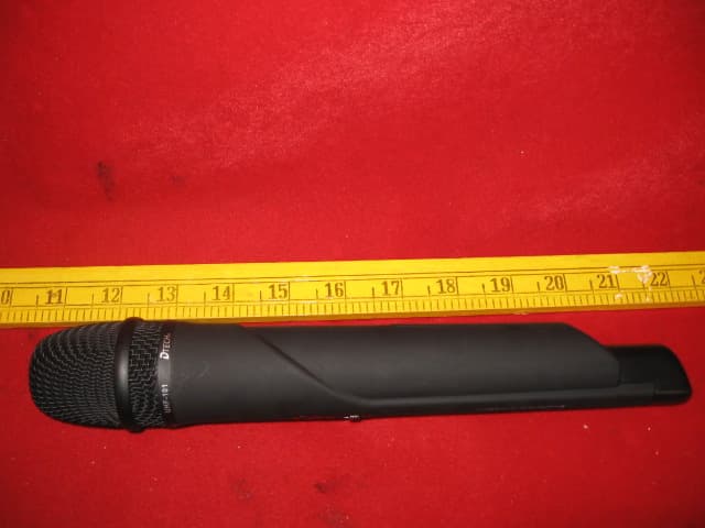 Hand-Held Microphone Transmitter - FCC ID RW5UH101 - Enping Ding Li Acoustics Technological Co., Ltd. (2)