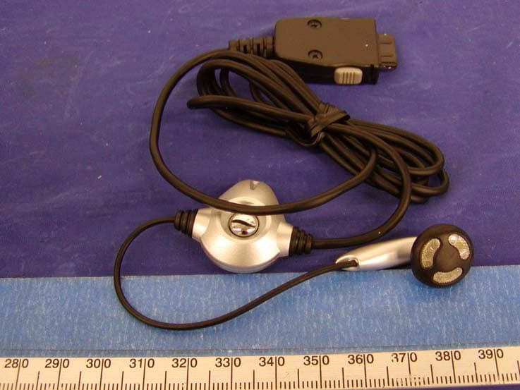 GSM/GPRS 1900 MHz Phone - FCC ID RWDWGM1898A - Wonu Telecom Co., Ltd (2)