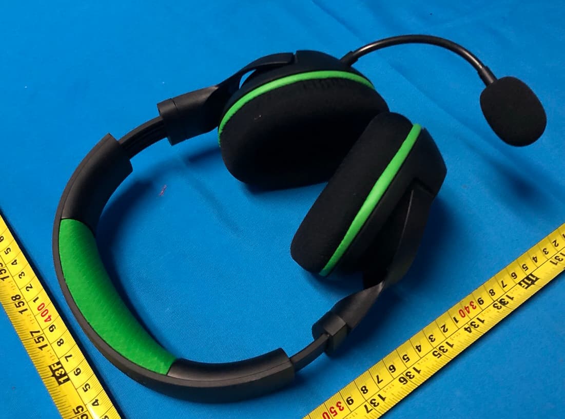 Gaming Headset - FCC ID RWO-RZ040348 - Razer Inc. (2)