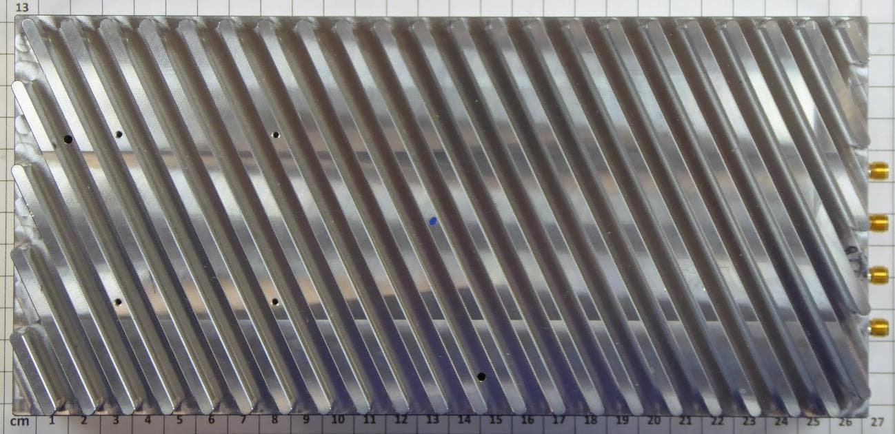 Interrogation unit - a measuring device for wireless and battery-free temperature sensors - FCC ID RXBTIRU3 - Tempris GmbH (5)