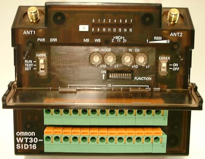 Wireless SS Terminal WT30-M01-FLK - FCC ID RXEWT30 - Omron Corporation Okayama factory (3)