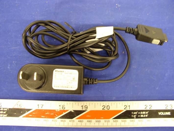 GSM/GPRS 1900 MHz Mobile Phone - FCC ID RXSC570 - CEC Wireless R&D Ltd. (2)