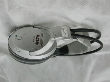 900MHz Wireless Headphone - FCC ID RXWWHP170RX - TWD Acoustic Products Limited (3)