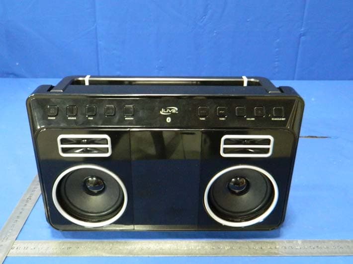 Bluetooth Boombox with PLL FM radio - FCC ID RYD-IBB683B - JETOP INDUSTRIAL LIMITED (5)