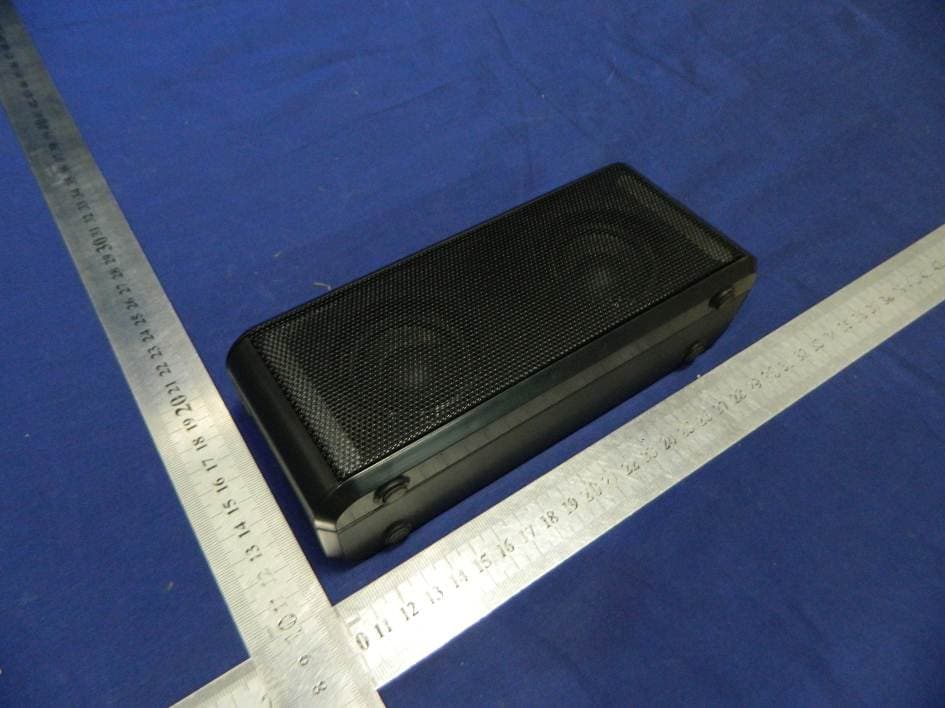 Bluetooth Boombox with PLL FM radio - FCC ID RYD-ISB224B - JETOP INDUSTRIAL LIMITED (5)