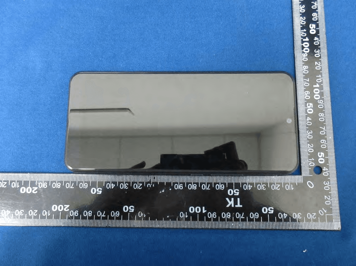 WCDMA/LTE Mobile Phone - FCC ID RYQEA211002 - FIH CO., LTD. (3)