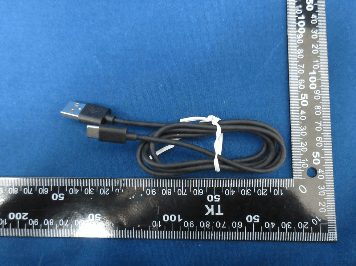 WCDMA/LTE Mobile Phone - FCC ID RYQEA211002 - FIH CO., LTD. (2)