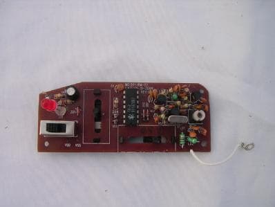 Remote Control Toy Transmitter - FCC ID RZH750320401T4 - Funline Merchandise Co., Inc. (2)