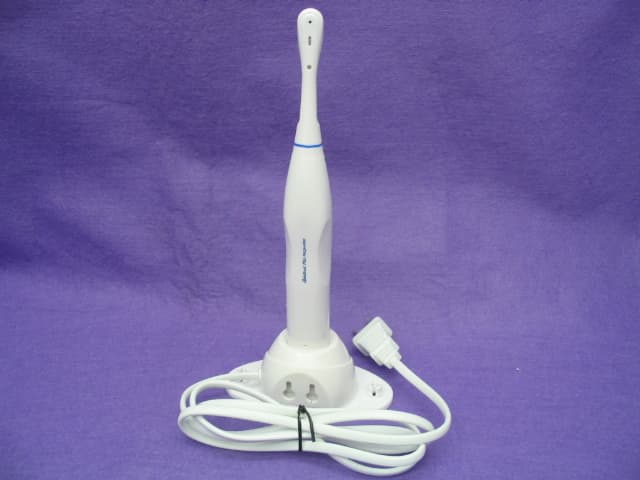 FRANKLIN (Rechargeable Spinbrush) - FCC ID RZR95196203 - The Procter & Gamble Technology (Beijing) Co. Ltd. (1)