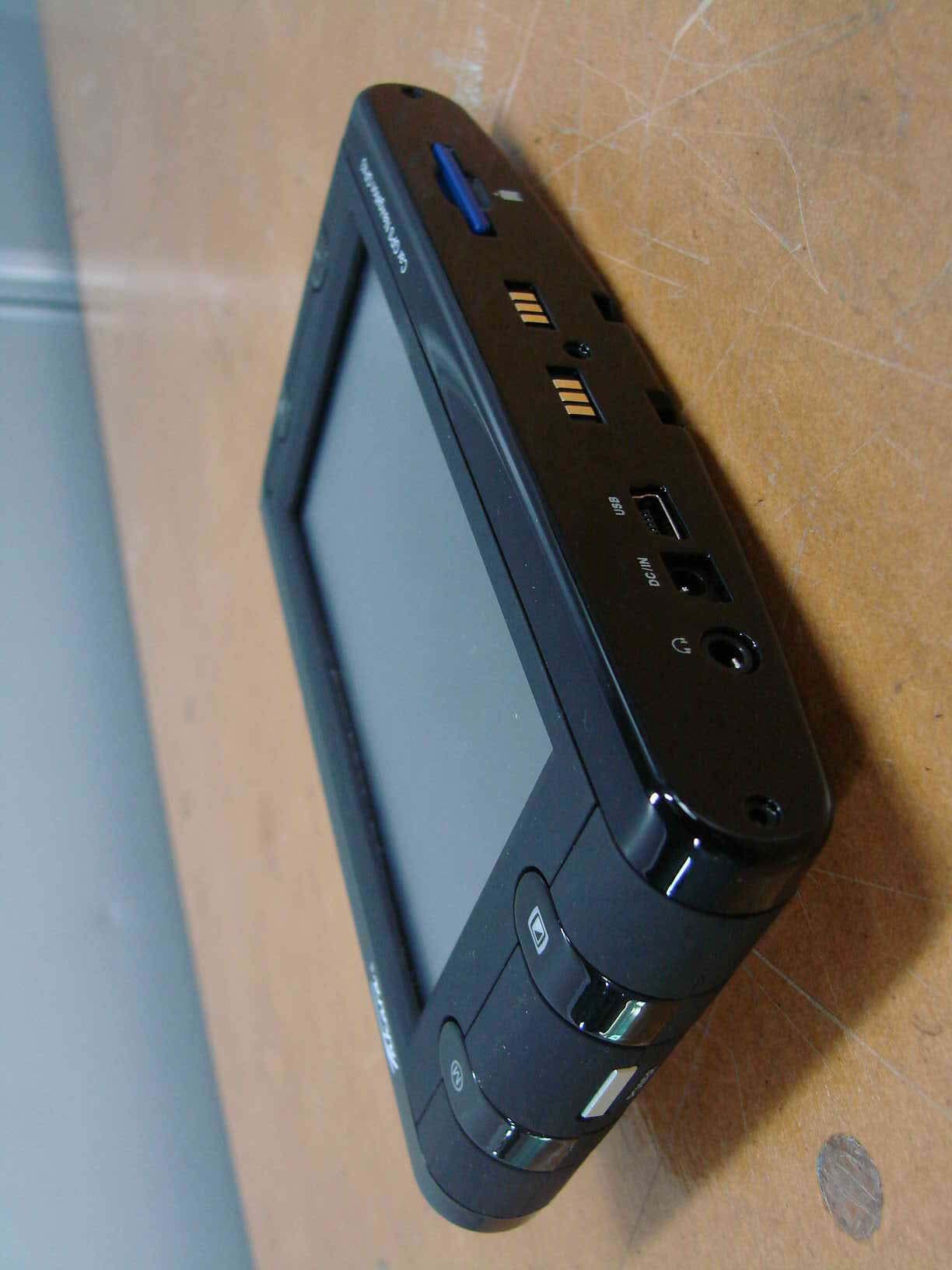 Portable GPS Navigation Device - FCC ID S3BV4050 - Carpoint Co., Ltd. (3)