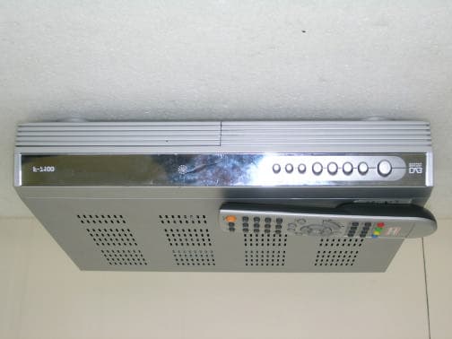 Digital Satellite Receiver - FCC ID S3SFS1010A - DARI Tech Ltd. (3)
