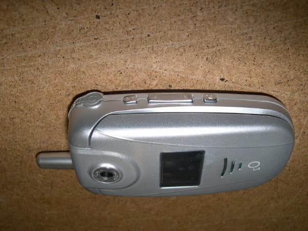 Tri-Band GSM Mobile Phone - FCC ID S3YO2XM - FL Telecom ApS (3)