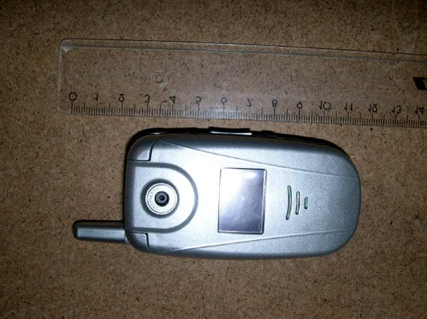 Tri-Band GSM Mobile Phone - FCC ID S3YO2XM - FL Telecom ApS (1)