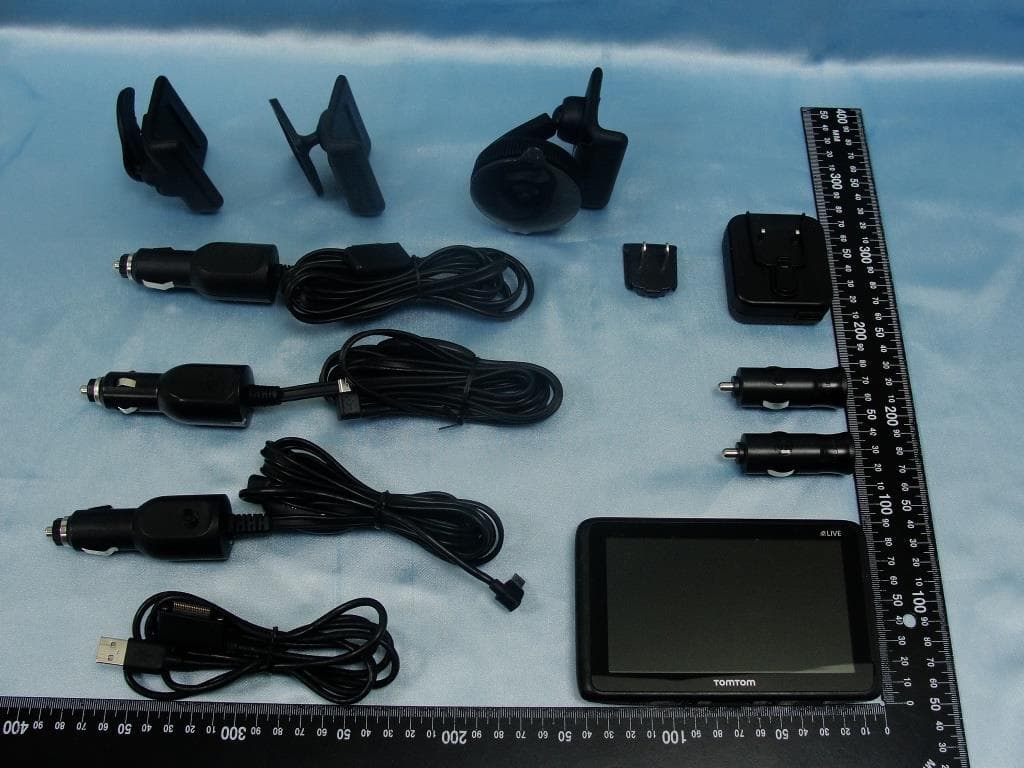 TomTom GPS Navigation System - FCC ID S4L4CR51 - TomTom International BV (5)