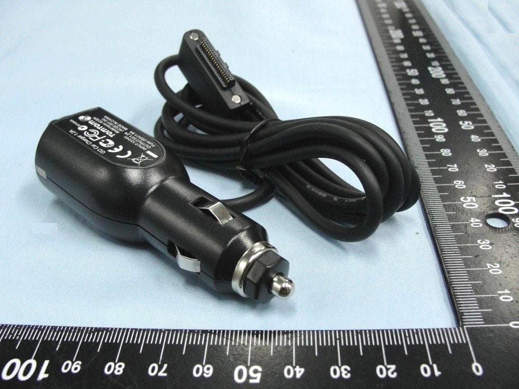 GPS Navigation system - FCC ID S4L4CS03 - TomTom International BV (4)