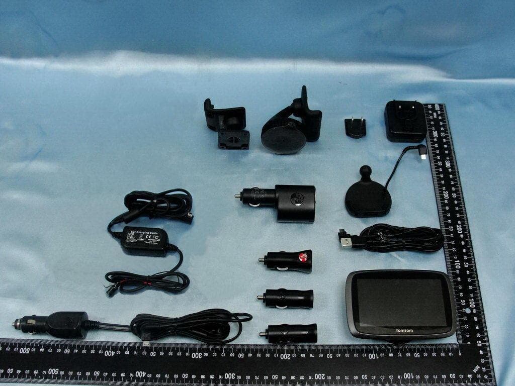 TomTom GPS Navigation System - FCC ID S4L4FB40 - TomTom International BV (2)