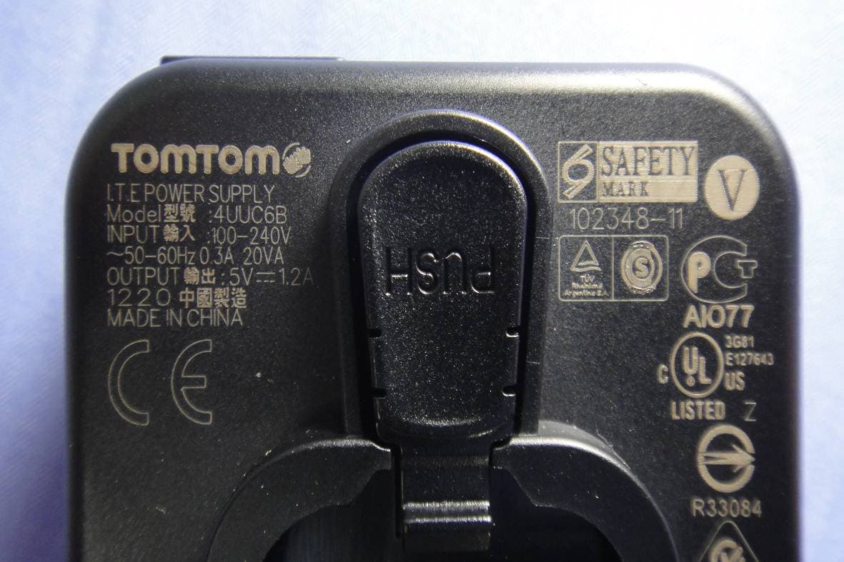 GPS Navigation System - FCC ID S4L4GD00 - TomTom International BV (4)