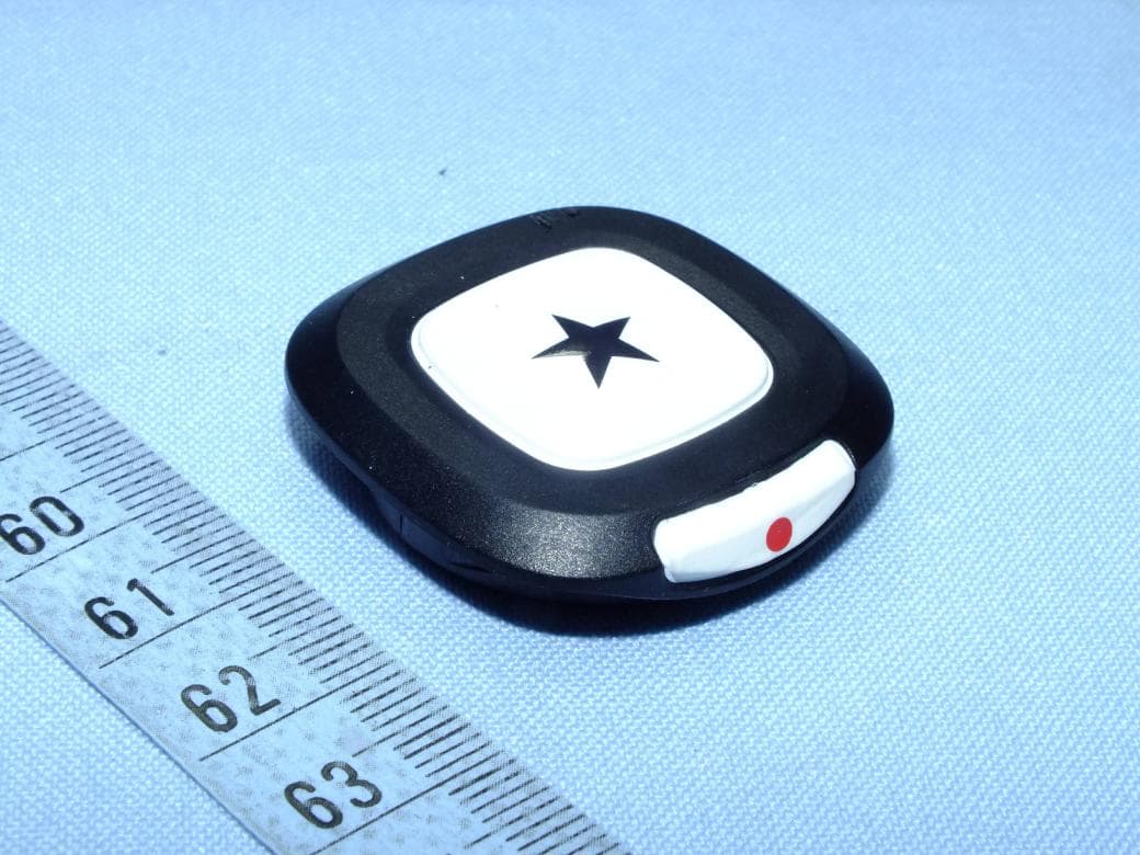 Remote control - FCC ID S4L4LBA2 - TomTom International BV (2)