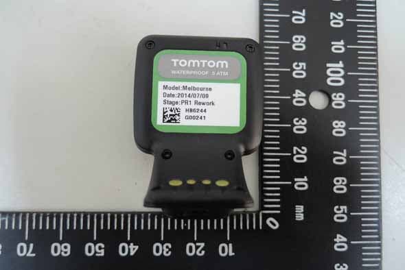 Golfer GPS watch - FCC ID S4L8RG0 - TomTom International BV (3)
