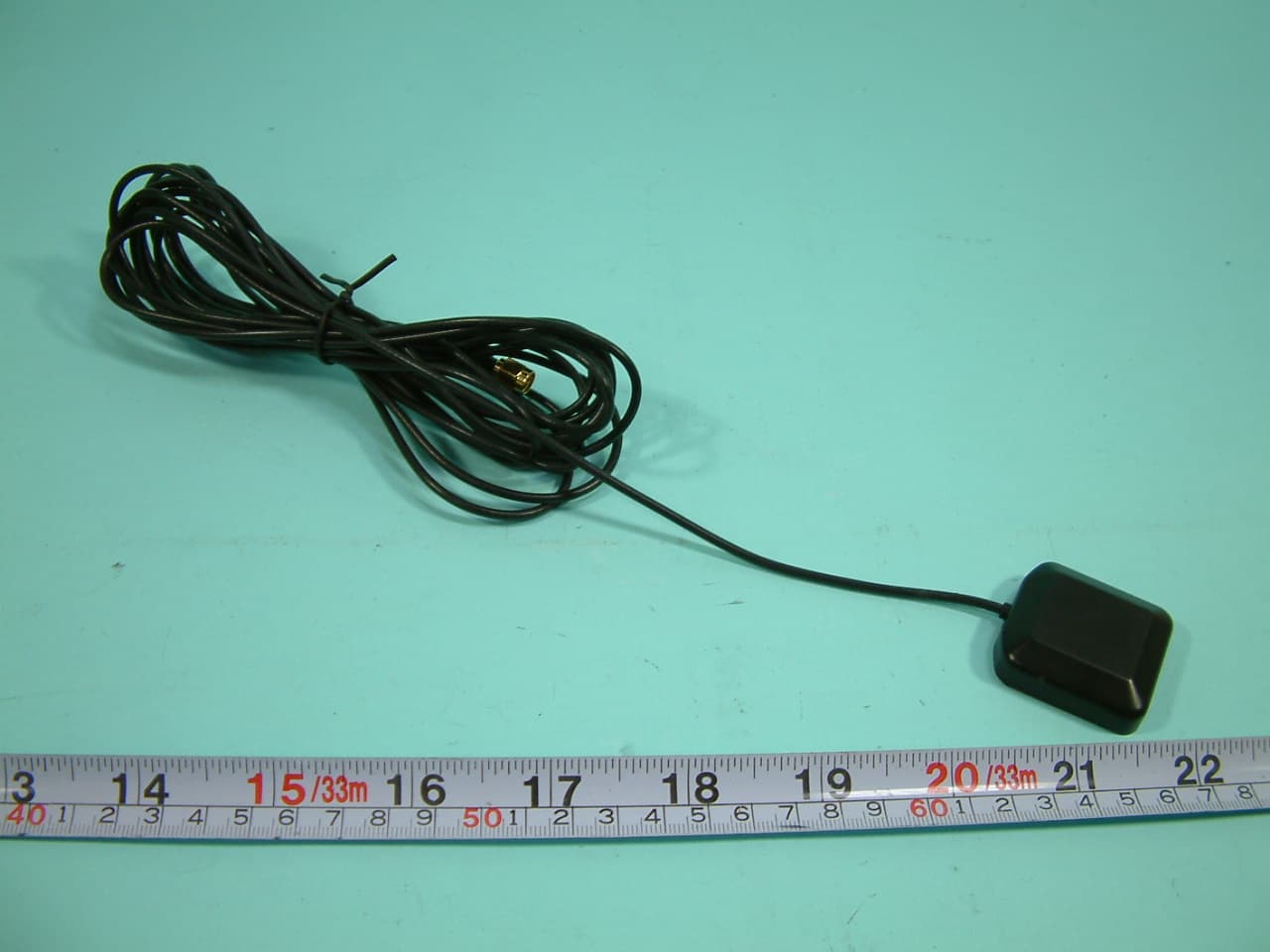 BLUETOOTH GPS TRACKING SYSTEM - FCC ID S4LGO300 - TomTom International BV
