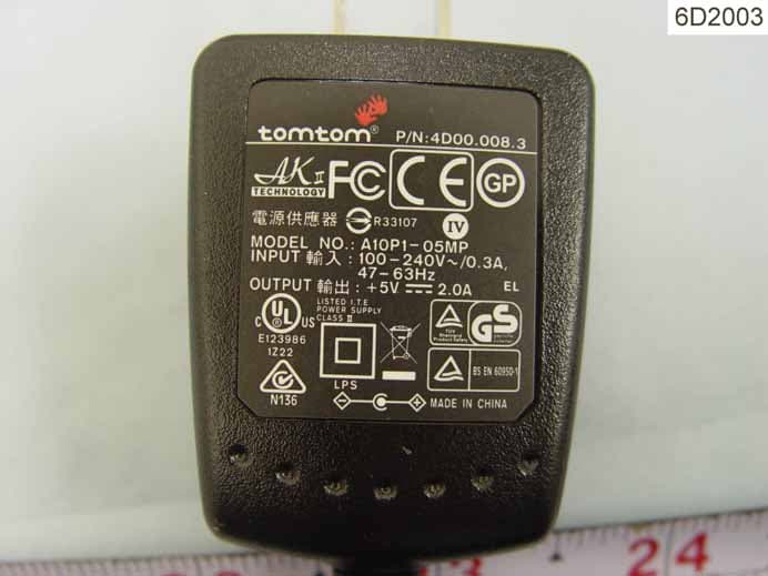 GPS Navigator with Bluetooth and GPRS - FCC ID S4LGO715 - TomTom International BV (2)