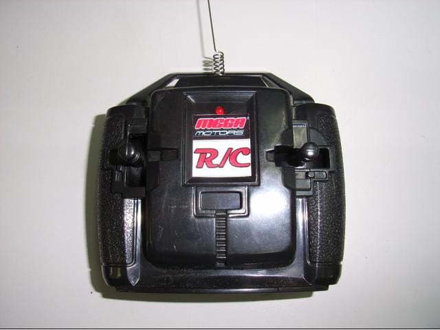 R/C Car - 49MHz Transmitter - FCC ID S5Z120049TX - Megatoys
