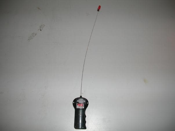 Single Function R/C Car � 27MHz - FCC ID S5Z2120027 - Megatoys (2)