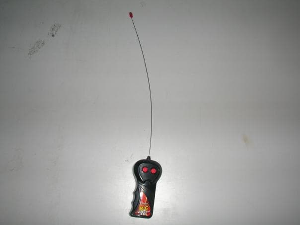Single Function R/C Car � 27MHz - FCC ID S5Z2120027 - Megatoys