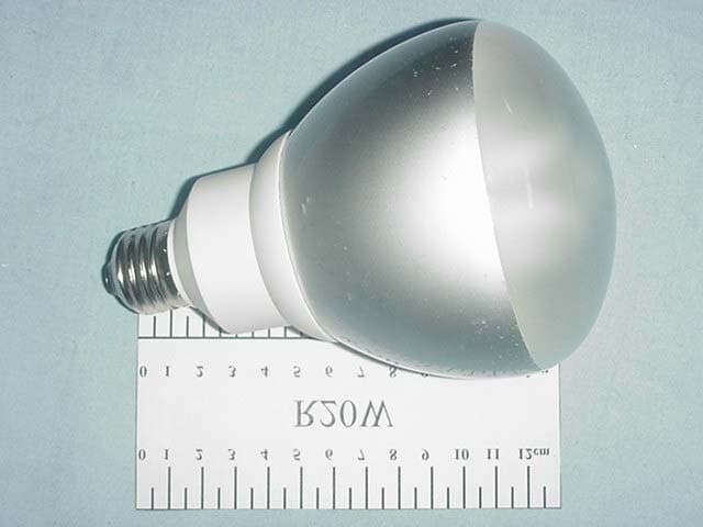 ENERGY SAVING LAMP - FCC ID S6K132R0305 - Xiamen Leedarson Import & Export Co., LTD. (2)