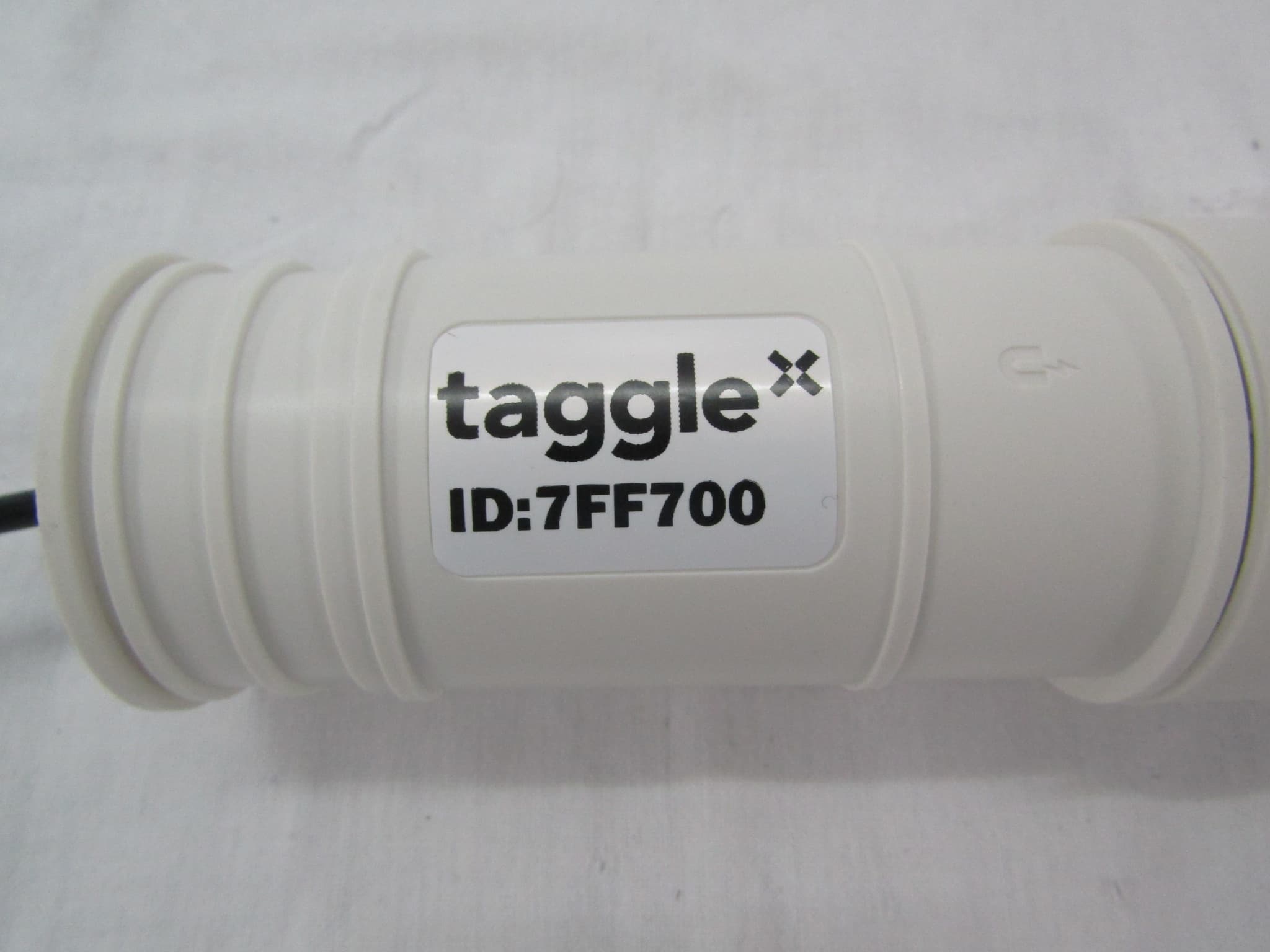 922MHz DSSS Transmitter Module - FCC ID S7R-LORIKEETD2 - Taggle Systems Pty Ltd