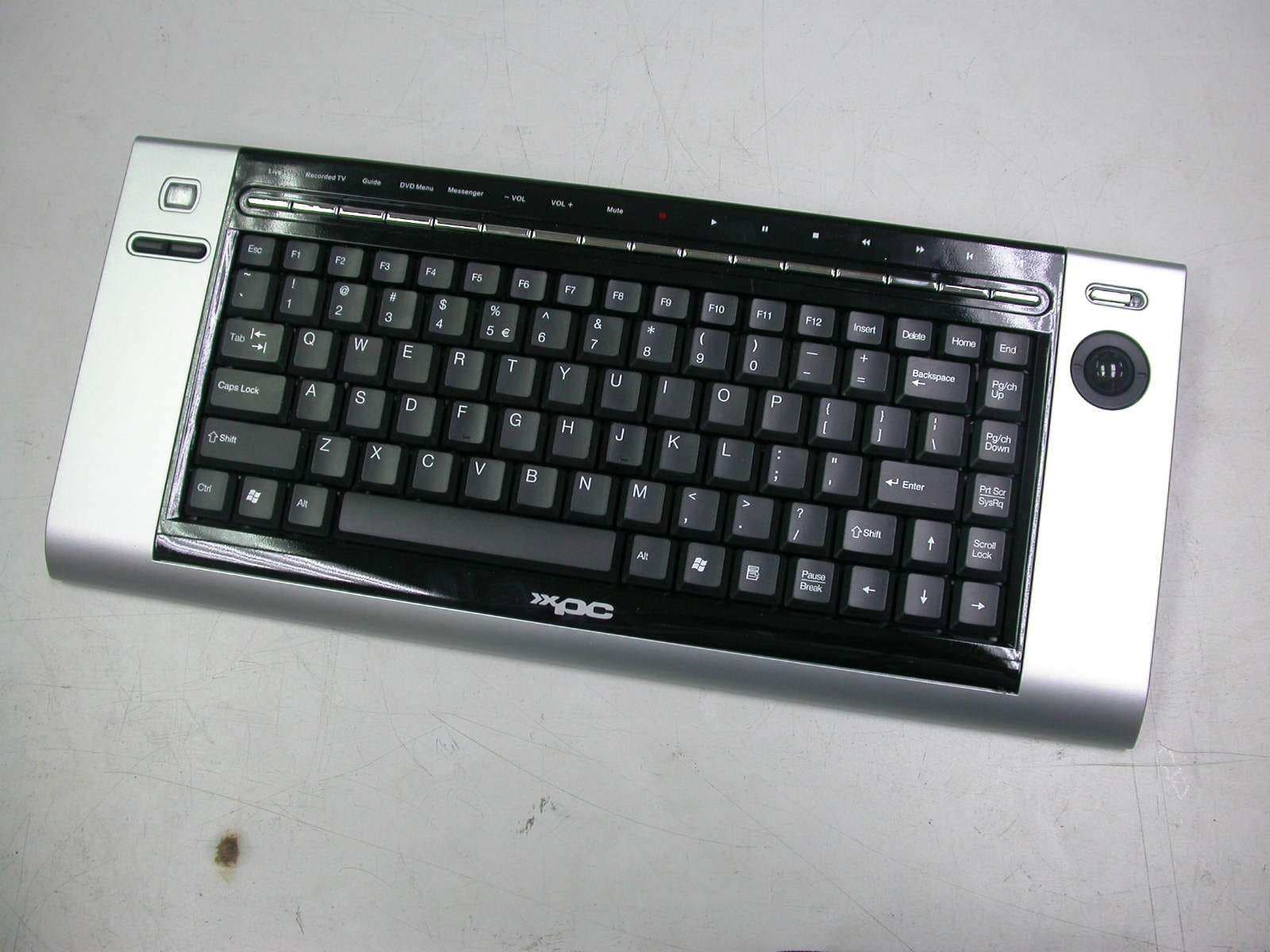 Wireless Keyboard - FCC ID S8C-KB10 - Shuttle Inc.
