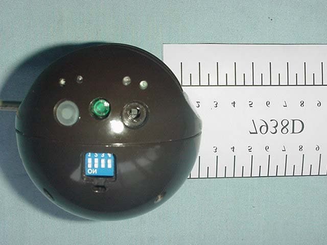 Motion Sensor with RF Transmitter - FCC ID S8M9K10000A - Apek Secure Lite Co., Ltd.
