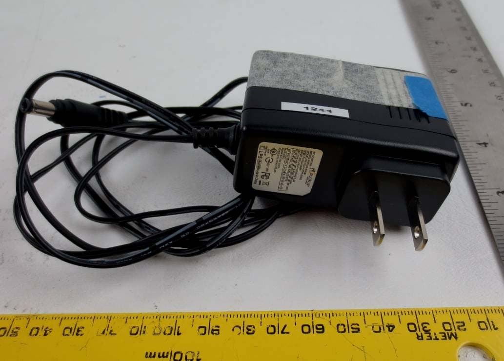 IEEE 802.11ac Access Point - FCC ID S9GR500 - Ruckus Wireless, Inc. (1)