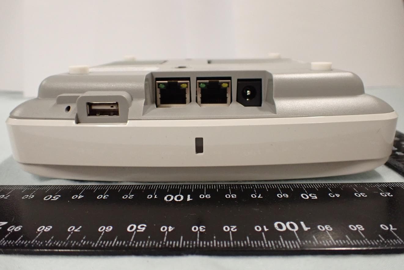 Wireless Access Point - FCC ID S9GR550P - Ruckus Wireless, Inc. (2)