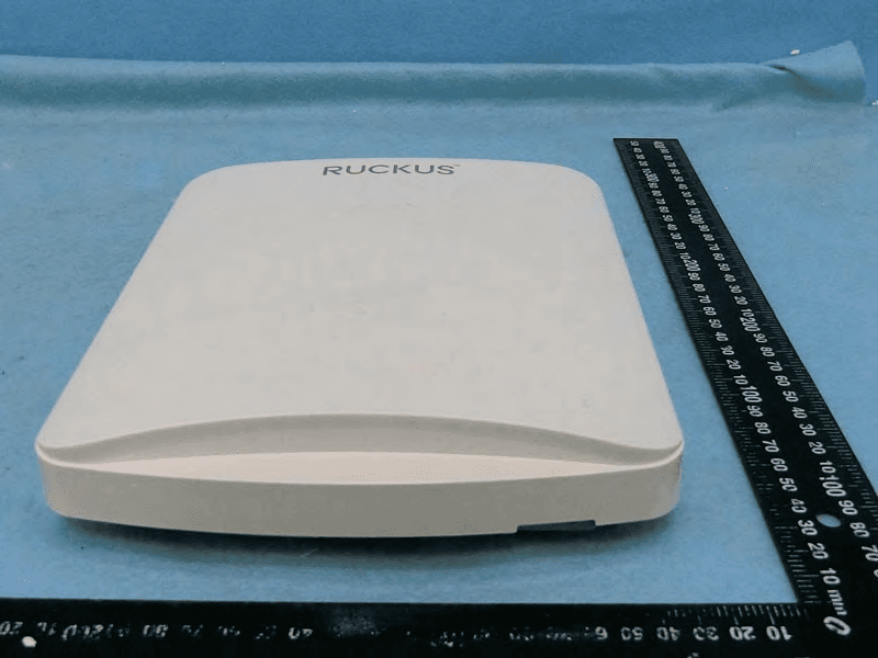 R650p Access Point - FCC ID S9GR650P - Ruckus Wireless, Inc. (3)