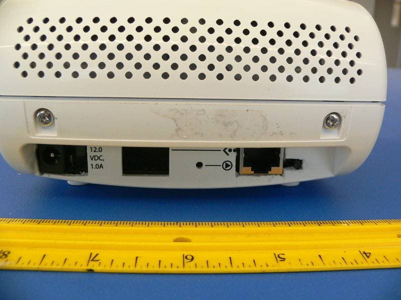 Wireless 802.11b/g router - FCC ID S9GVX2XX1 - Ruckus Wireless, Inc. (1)